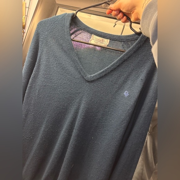 Christian Doir Monsieur V Neck Sweater - Picture 7 of 7